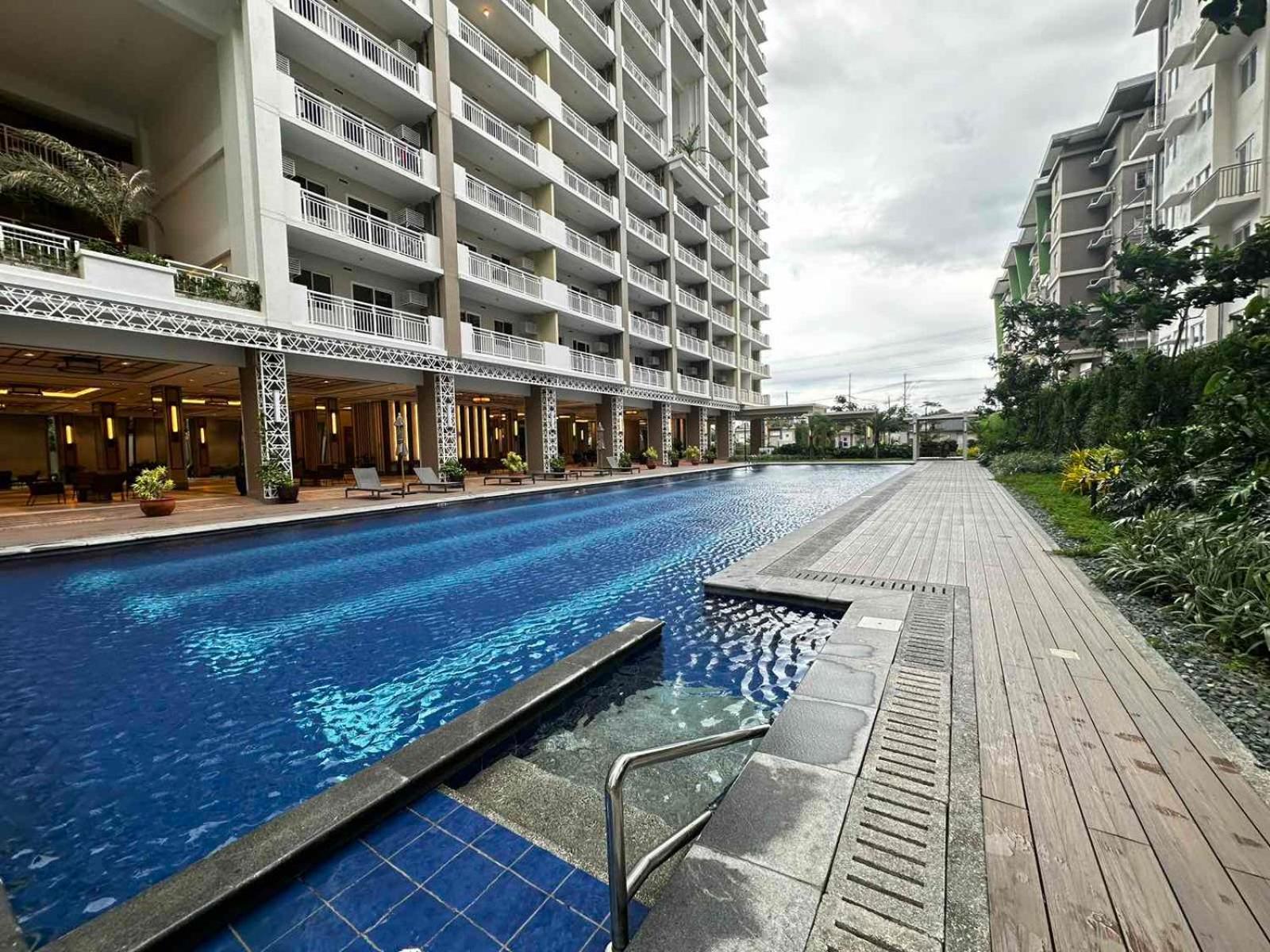 2 Bedroom Condo Unit Near Sm Bf & Naia At The Atherton By Dmci With 2 Balcony Paranaque City Εξωτερικό φωτογραφία