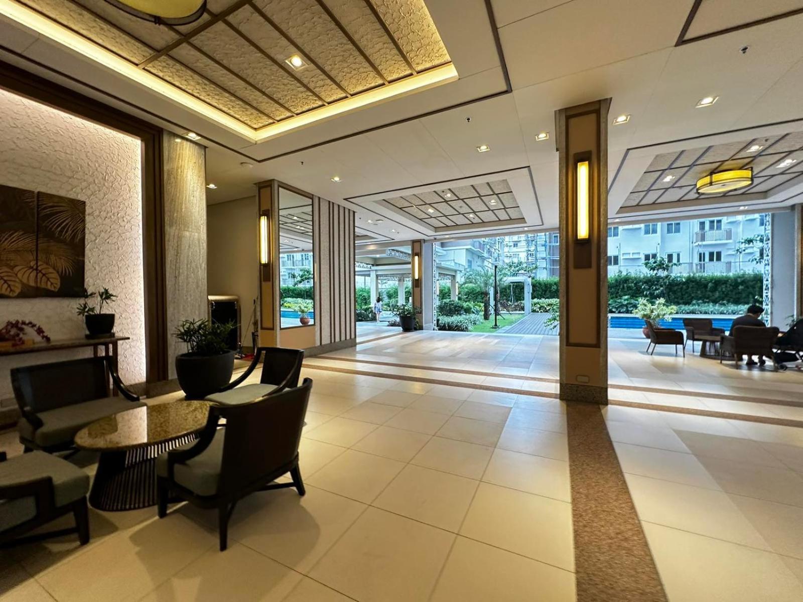 2 Bedroom Condo Unit Near Sm Bf & Naia At The Atherton By Dmci With 2 Balcony Paranaque City Εξωτερικό φωτογραφία
