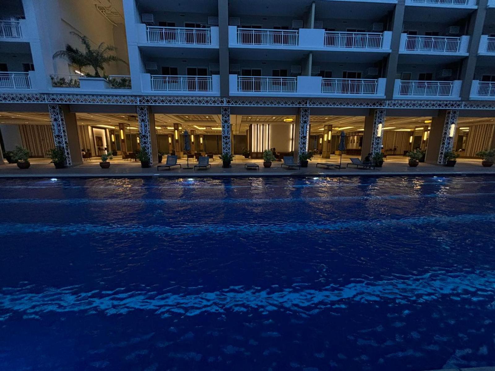 2 Bedroom Condo Unit Near Sm Bf & Naia At The Atherton By Dmci With 2 Balcony Paranaque City Εξωτερικό φωτογραφία