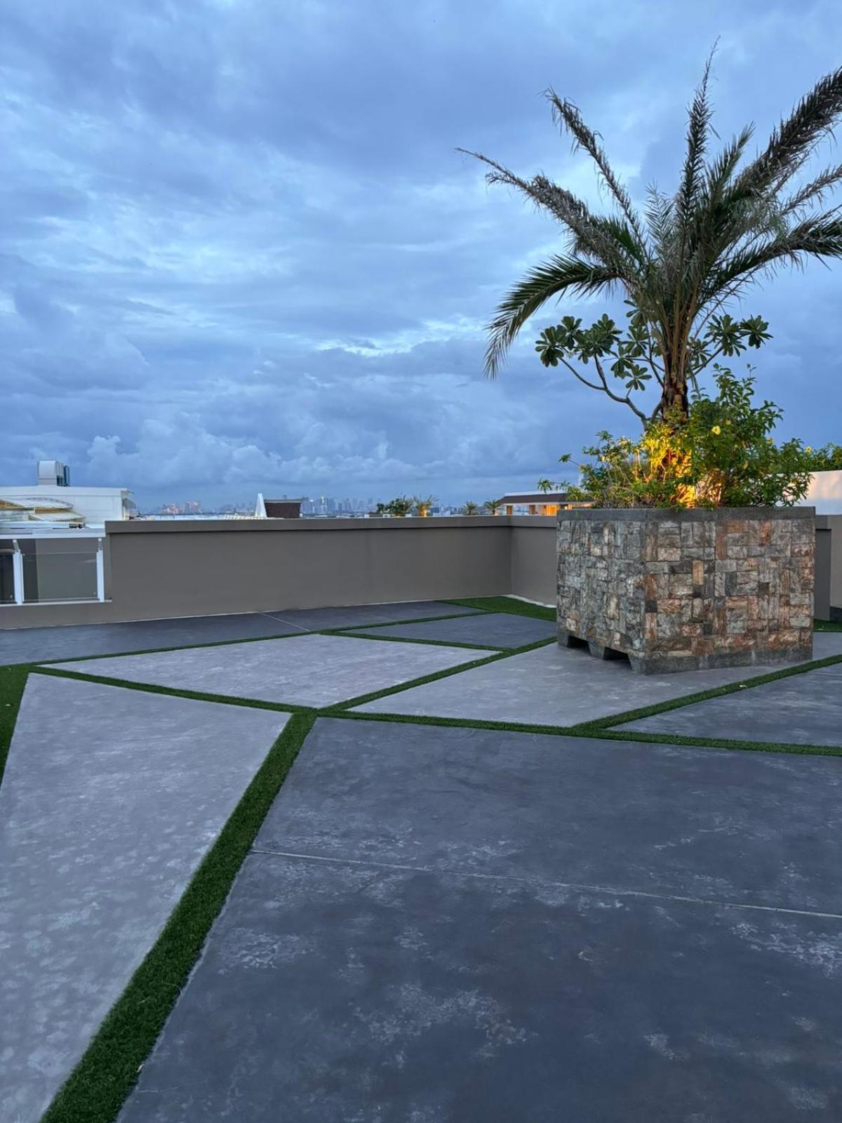 2 Bedroom Condo Unit Near Sm Bf & Naia At The Atherton By Dmci With 2 Balcony Paranaque City Εξωτερικό φωτογραφία