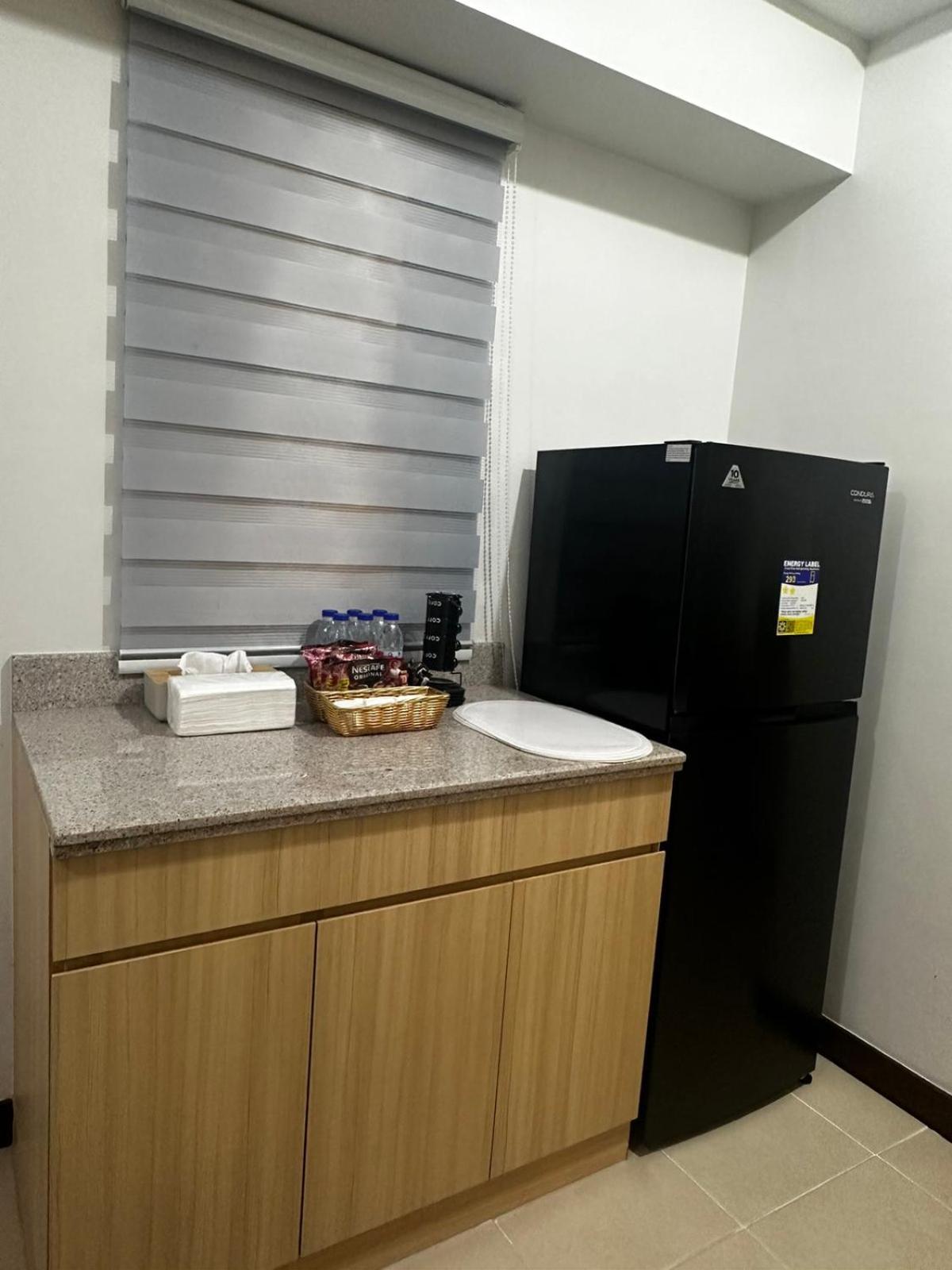 2 Bedroom Condo Unit Near Sm Bf & Naia At The Atherton By Dmci With 2 Balcony Paranaque City Εξωτερικό φωτογραφία