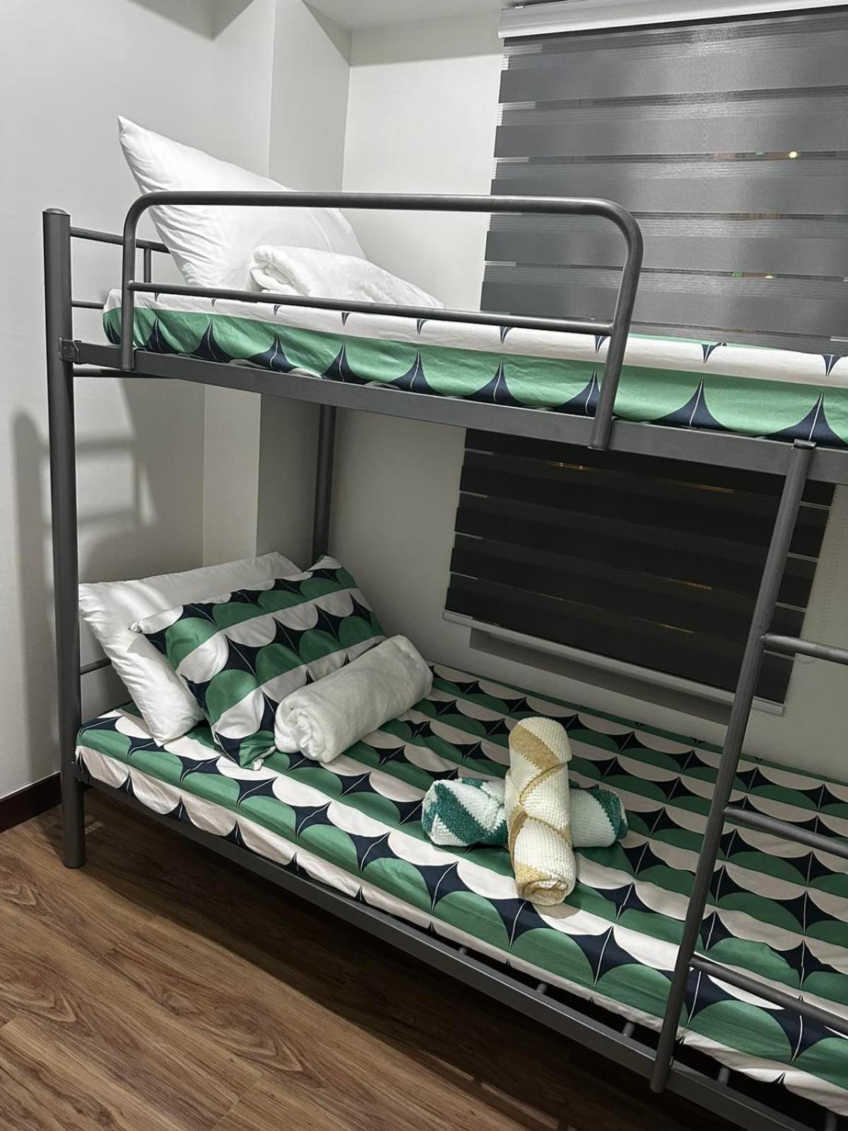 2 Bedroom Condo Unit Near Sm Bf & Naia At The Atherton By Dmci With 2 Balcony Paranaque City Εξωτερικό φωτογραφία